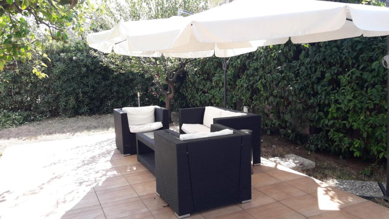Villa Del Mar Bari Bagian luar foto